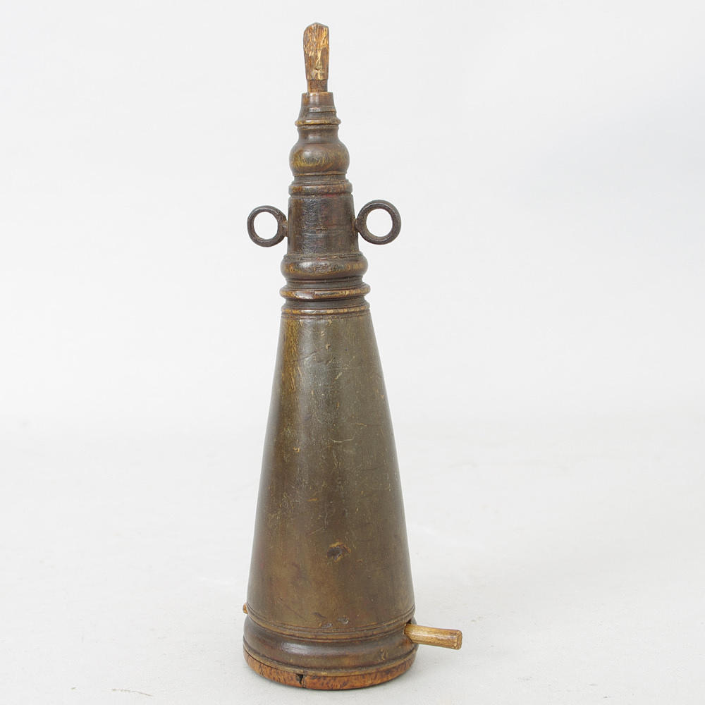 KRUTFLASKA, konformad, horn, Danmark, 1700-tal.