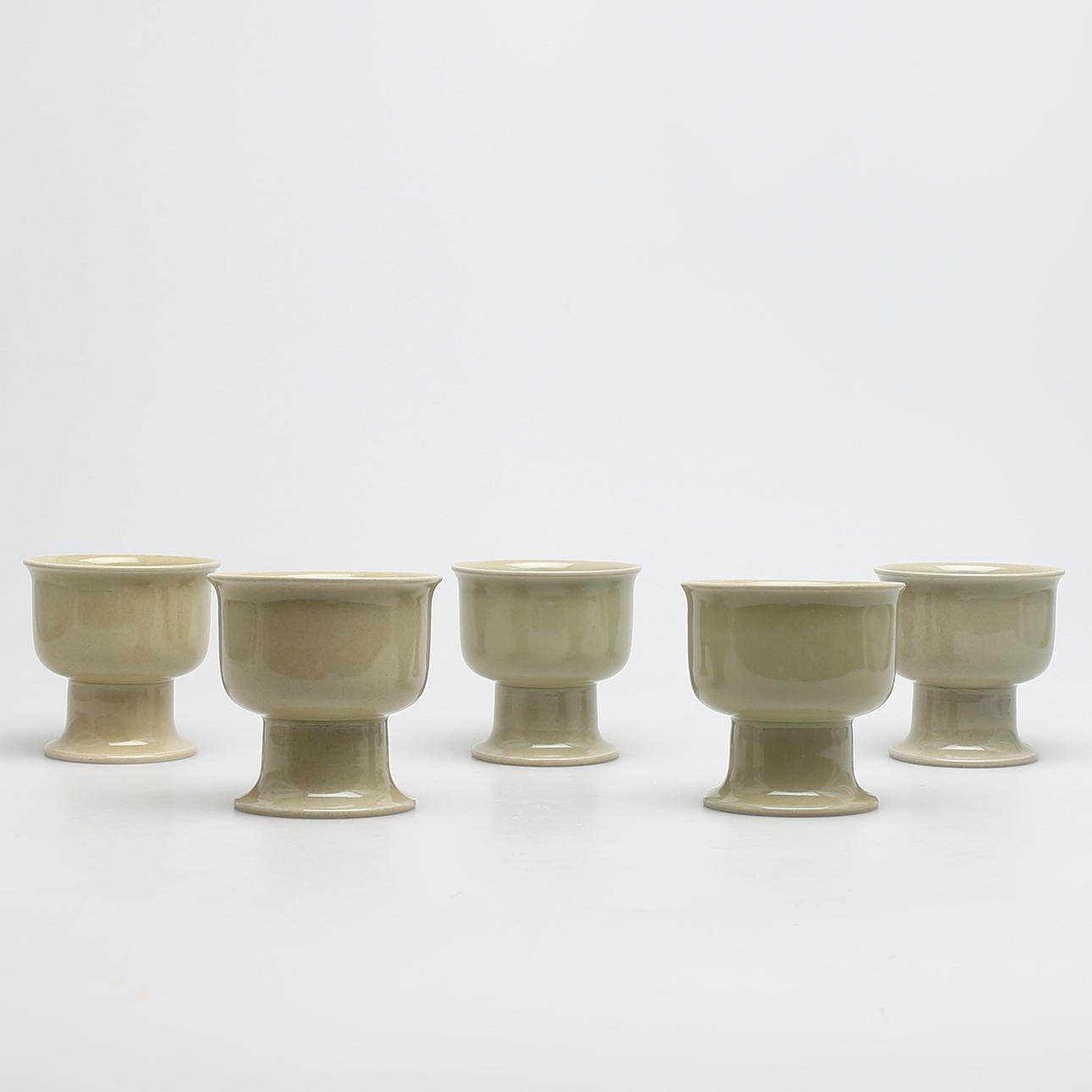 SKÅLAR i stengods, 5 st "Multipot" Signe Persson Melin, Boda Nova, 1970-tal.