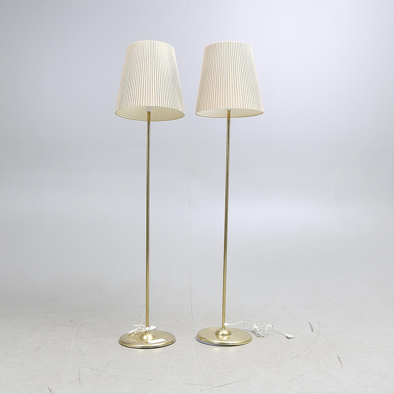 GOLVLAMPOR, ett par, IKEA, 1900-tal.