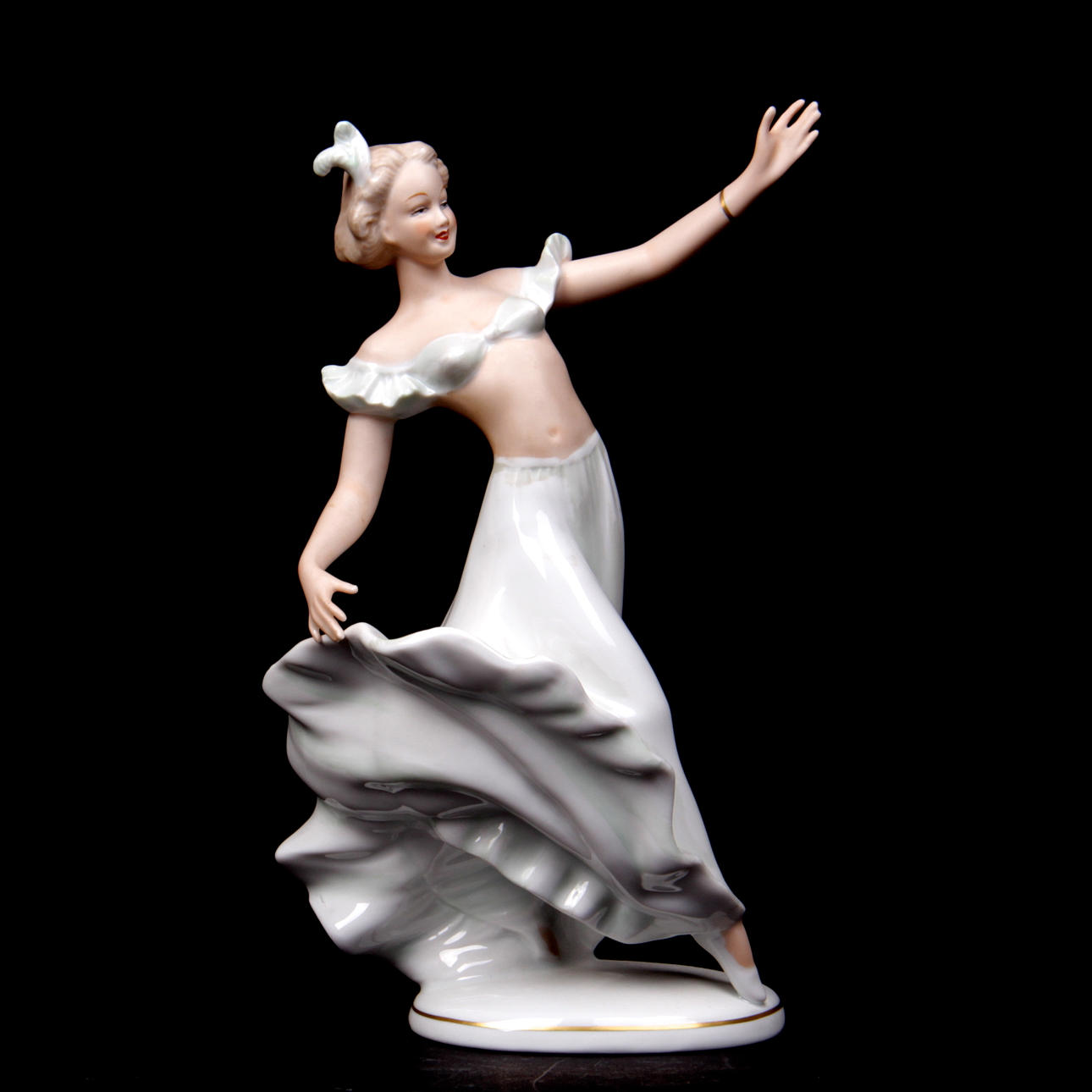 FIGURIN, poslin, dansande kvinna, Wallendorf, Tyskland, 1900-talets mitt.