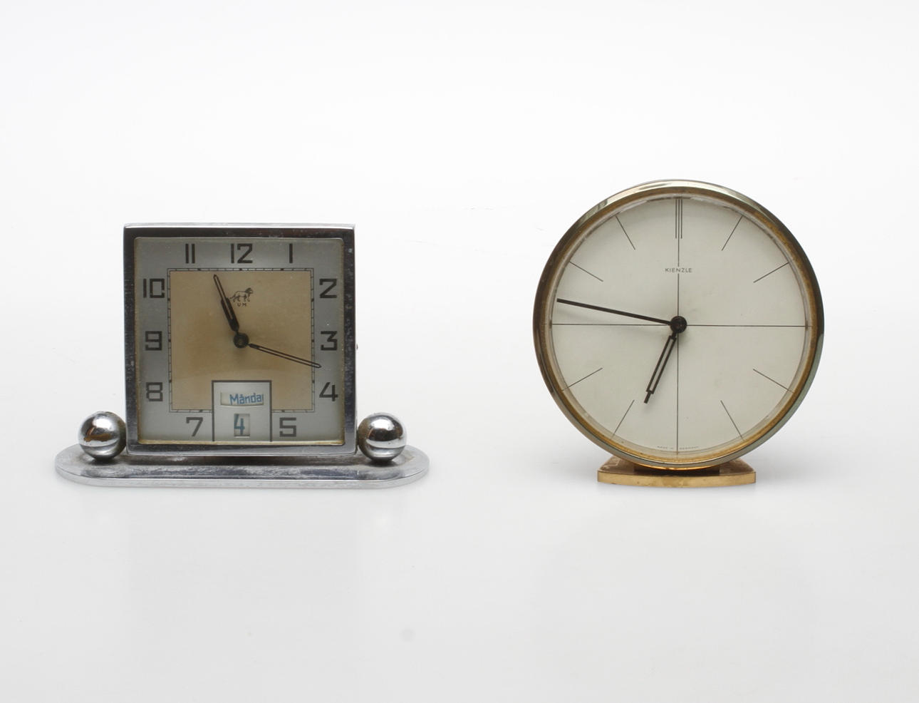 BORDSUR, 2 st, metall, Kienzle och UM.