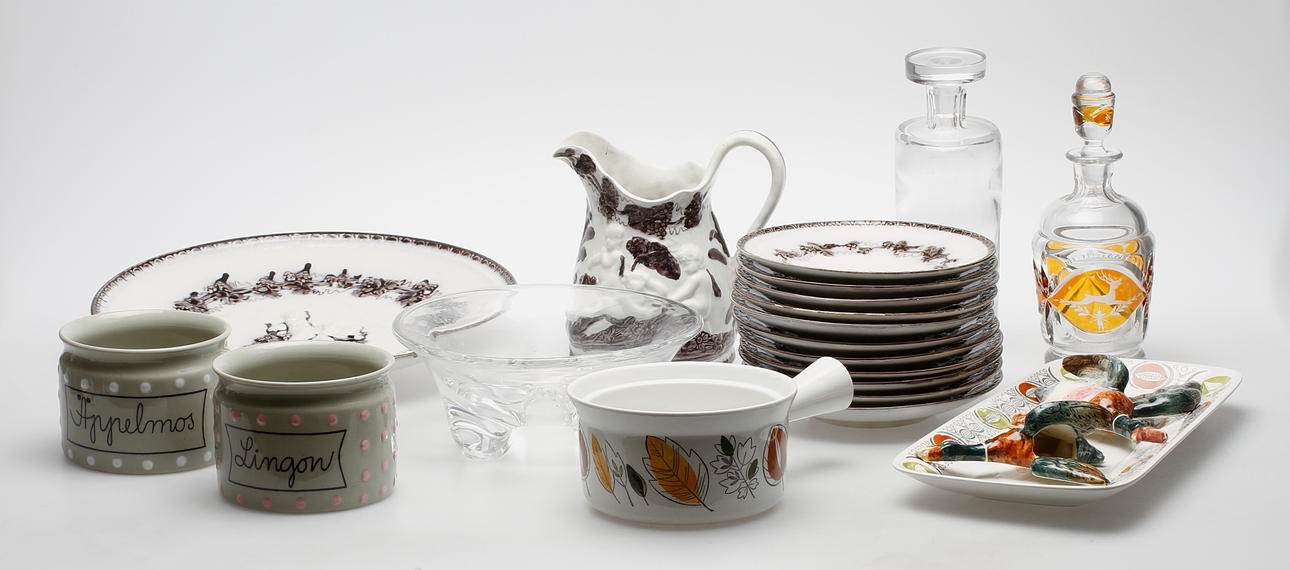 KERAMIK OCH GLAS, bland annat "Mullbär" Gefle, Rörstrand.