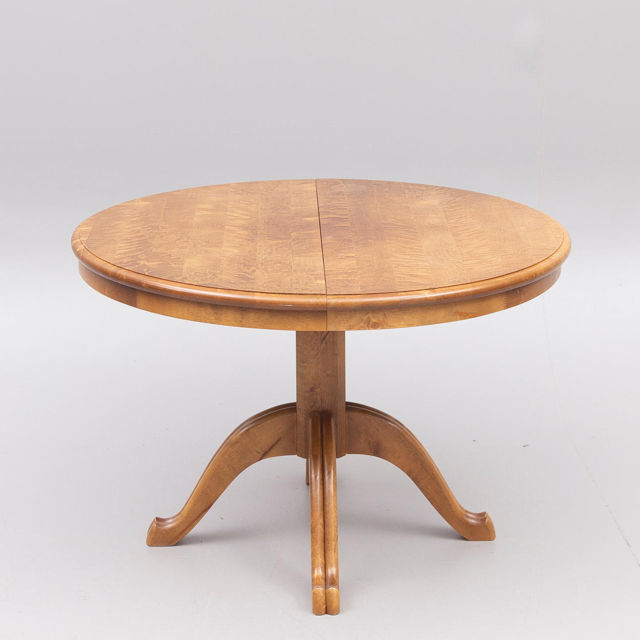 DINING ROOM TABLE, with 2 INSERTS, 1900s.