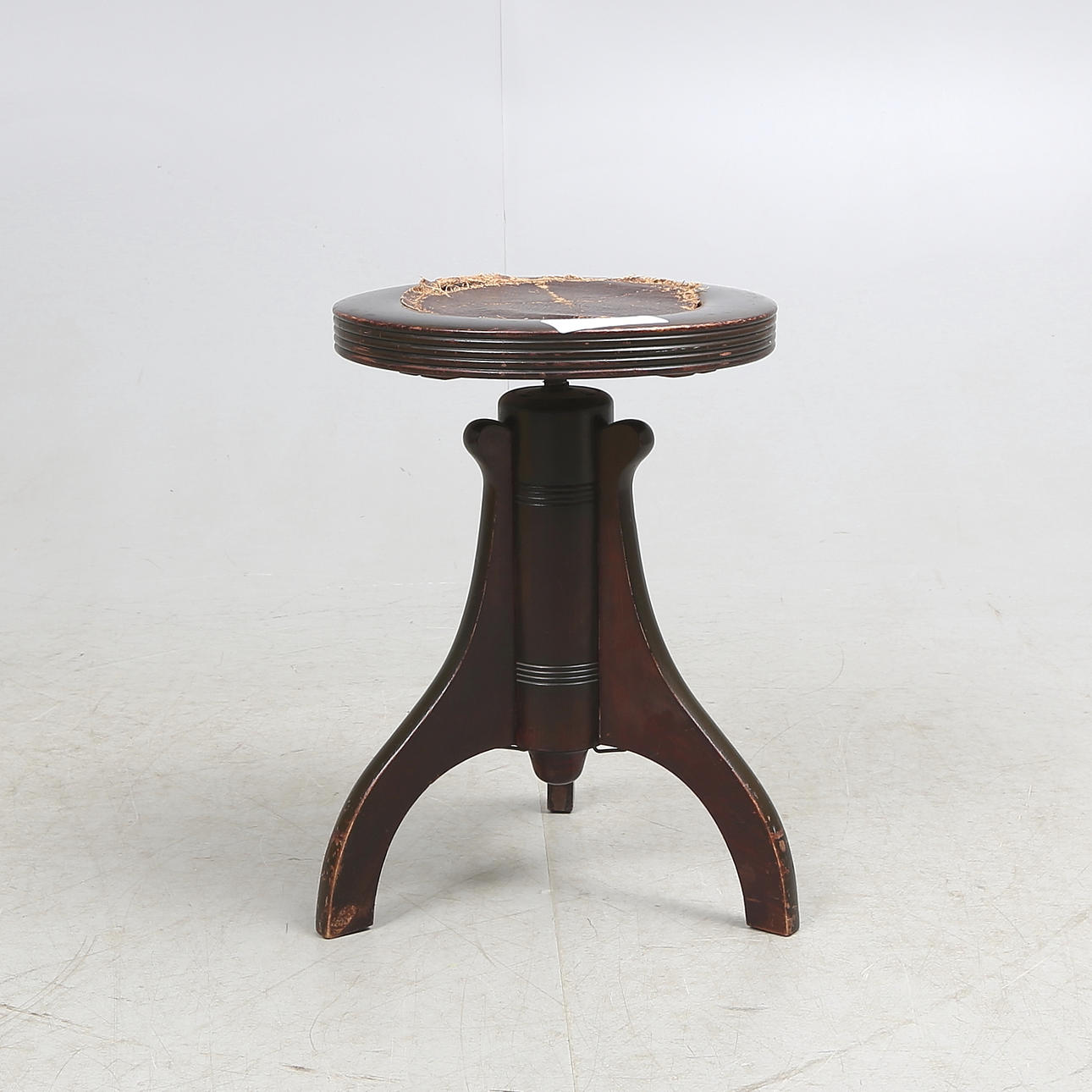 ORGELPALL, 1900-talets första hälft.