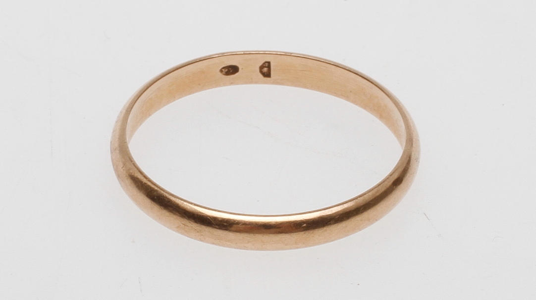 RING, 14k guld, vikt ca 2,6 gr.