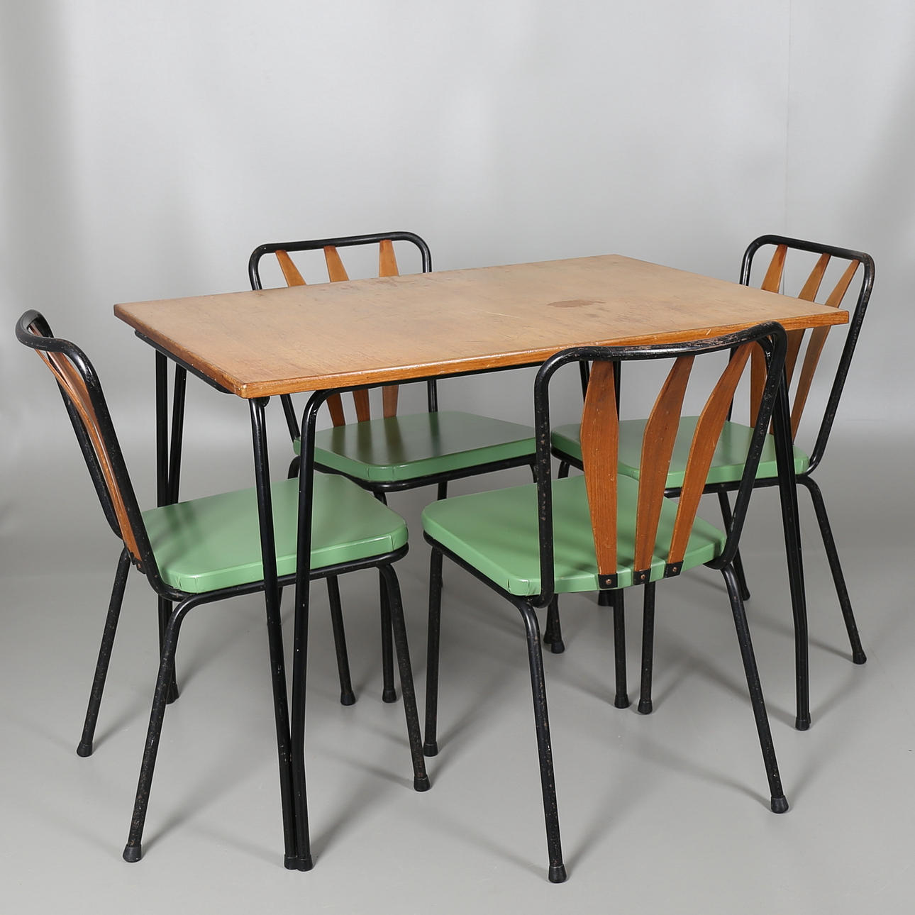 MATSALSGRUPP, 5 delar, Bjärnums Slöjdfabrik, teak, stålrör, 1900-talets mitt.