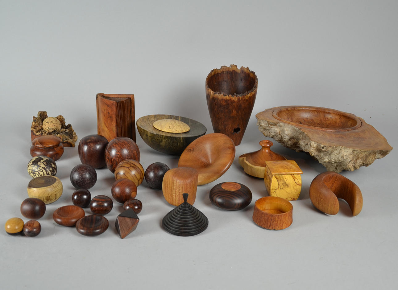 BUNDLE LOT konstnärer träföremål.