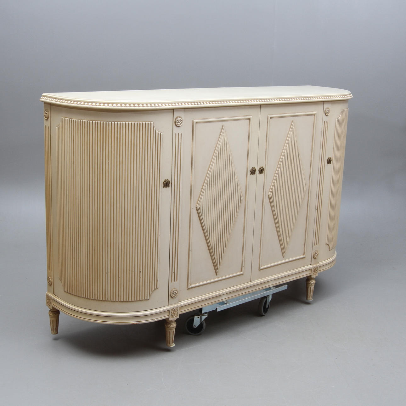 SKÄNK, gustaviansk stil, 1900-tal.