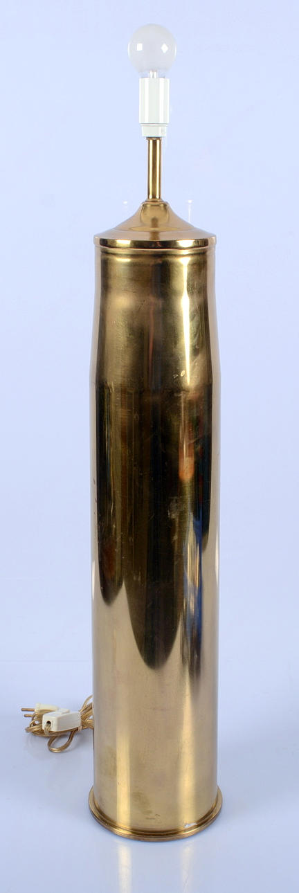 GOLVLAMPA I FORM AV PATRONHYLSA, mässing.