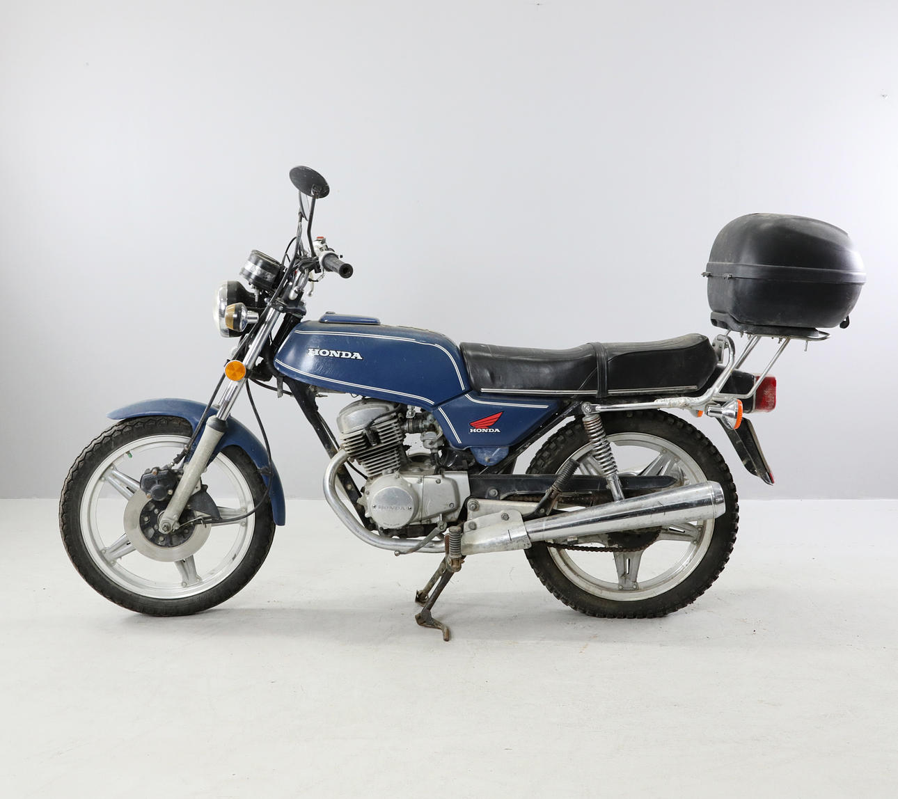 MOTORCYCLE, HONDA CB 125T, 1982.