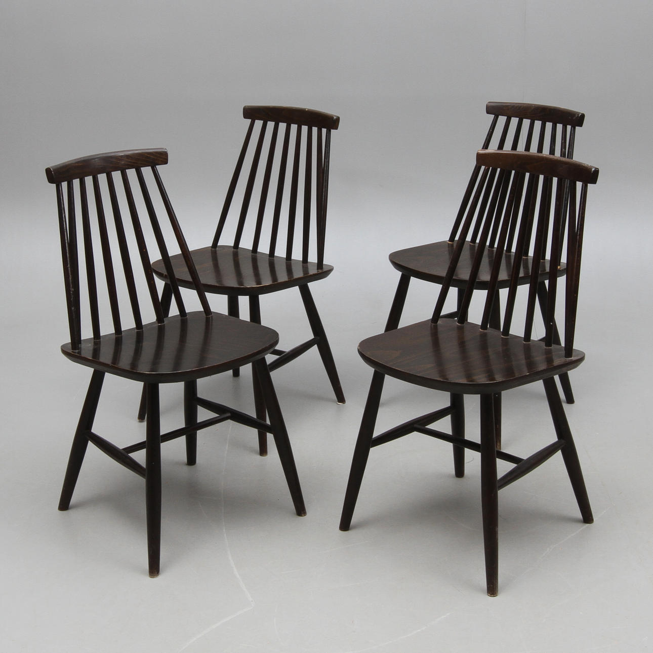 PINNSTOLAR, 4 st, etikettmärkta Radomsko, 1900-tal.