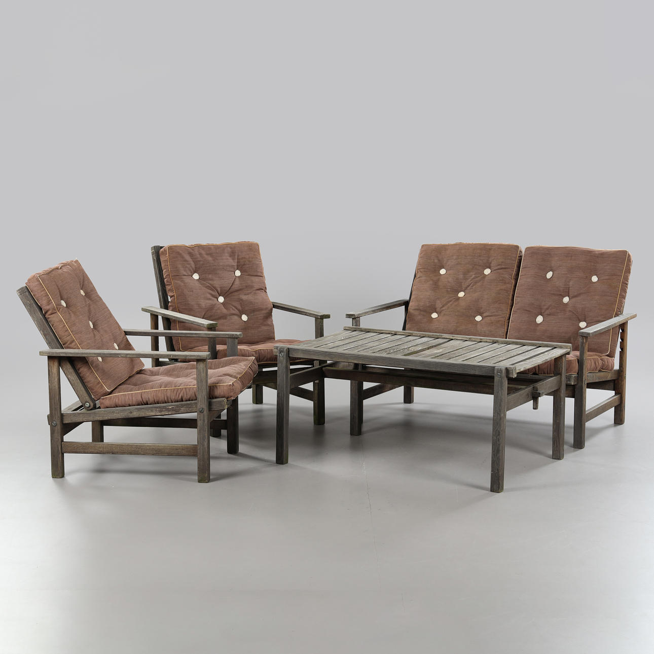 UTEGRUPP, 4 delar, Elsa Stackelberg.