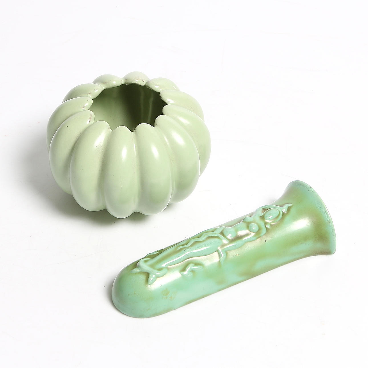 VASER, 2 st, Upsala Ekeby, bl.a. Anna-Lisa Thomson.