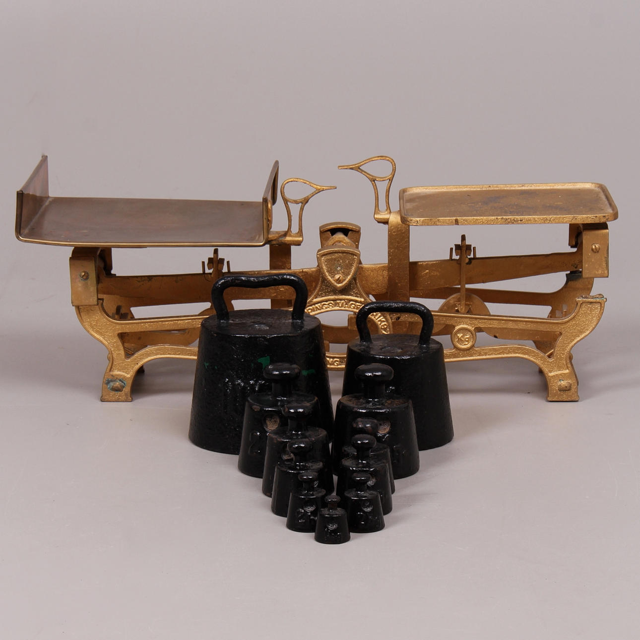 TORGVÅG, samt vikter, Jönköpings Vågfabriks AB, 15 kg.