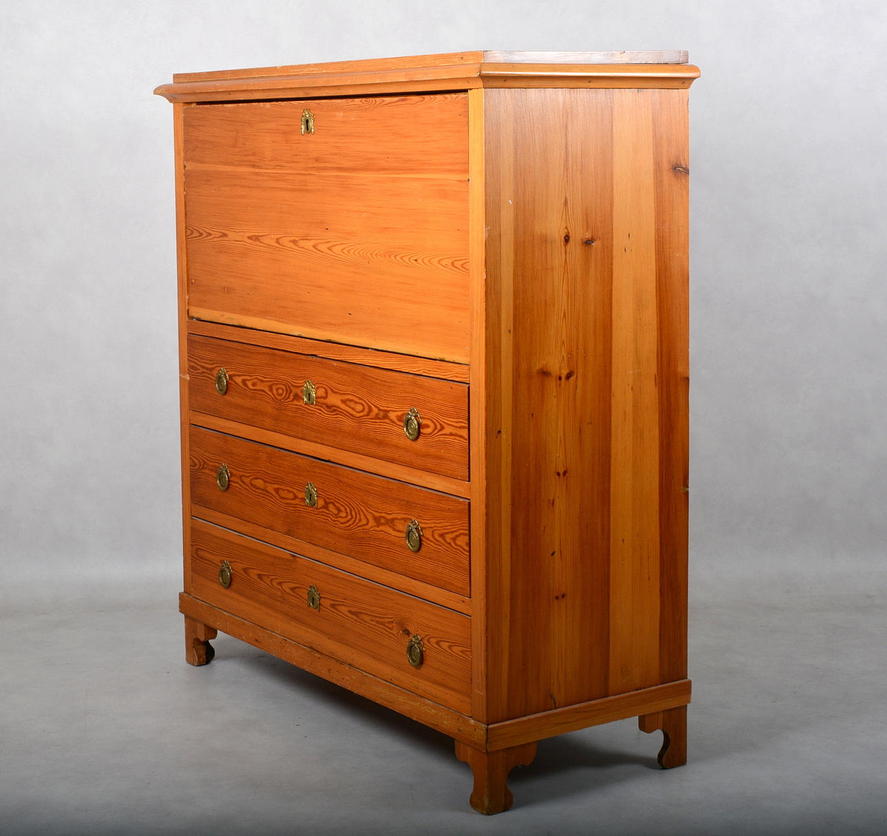 CHIFFONJE, fur, 1800-tal.