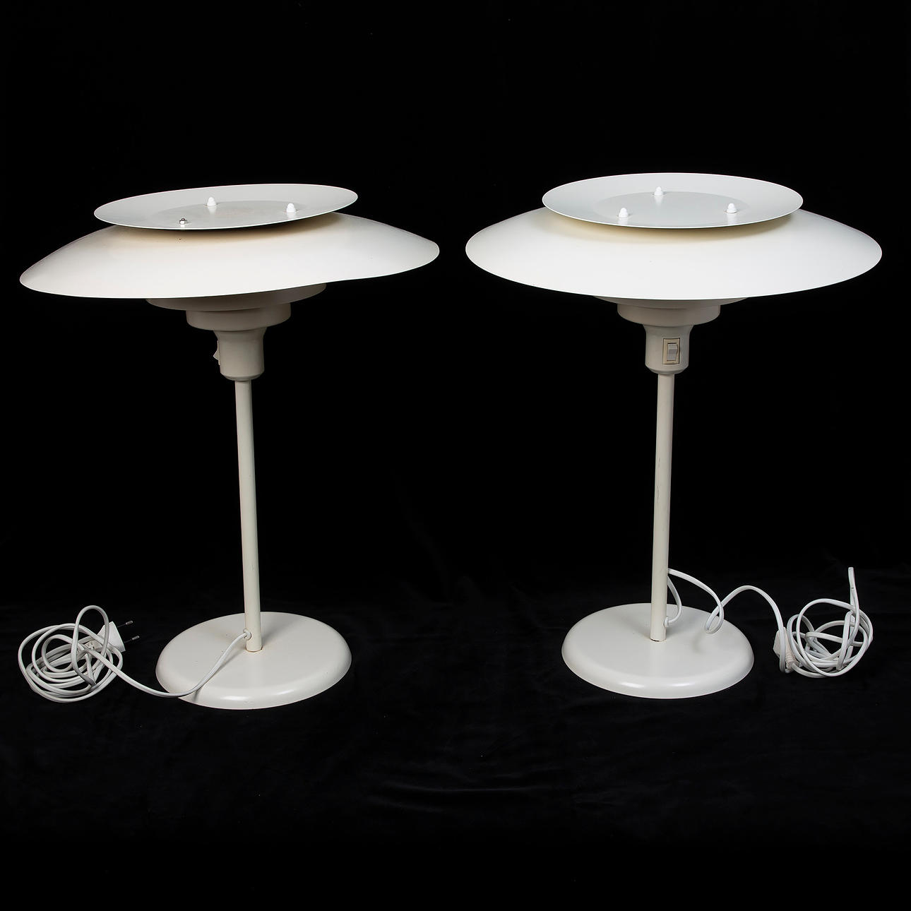 FAKLAMPE, et par, Lyskær.