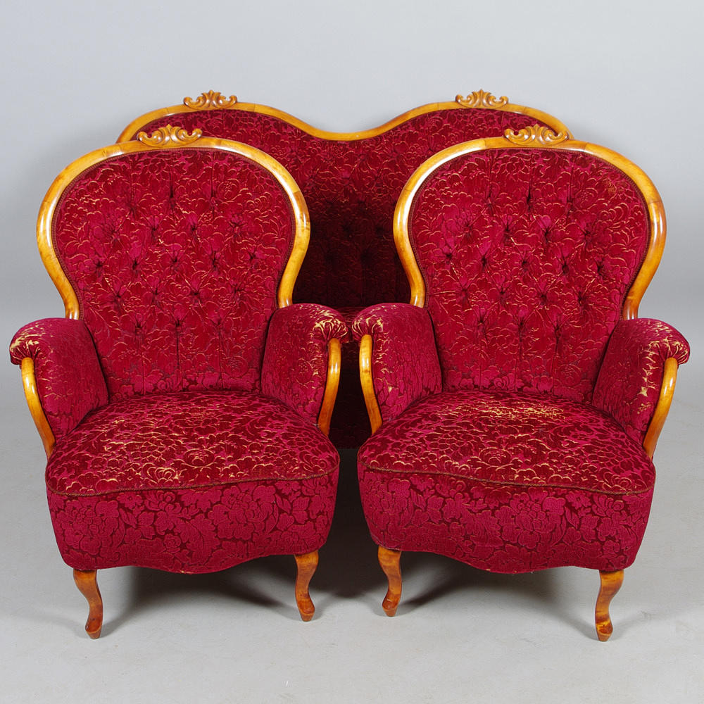 SALONGSGRUPP, röd plysch, rokokostil, 1900-talets mitt.
