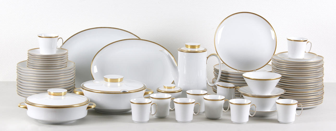 64-bit KAFFE/MATSAL SERVICE. Eschenbach Bayern, Tyskland. 1900-talet.