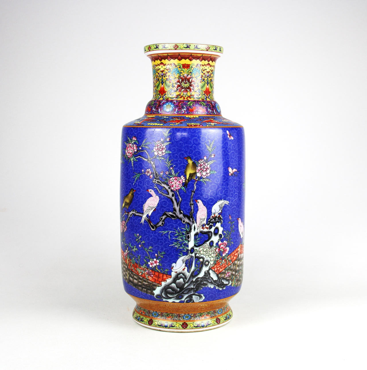 JARRON CHINO ESGRAFIADO PINTADO A MANO.