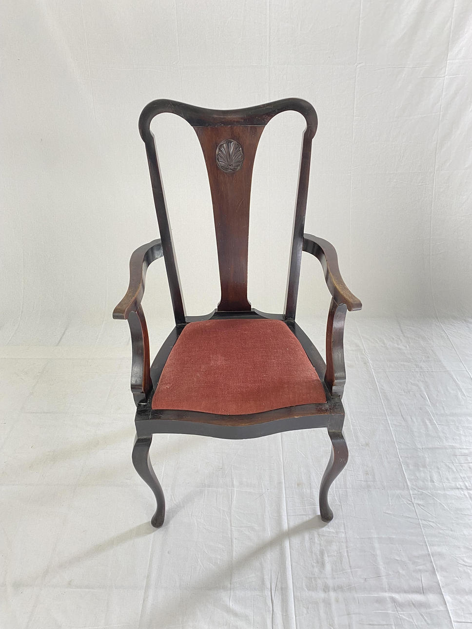 STOL - mahogni, højde ca.107cm.