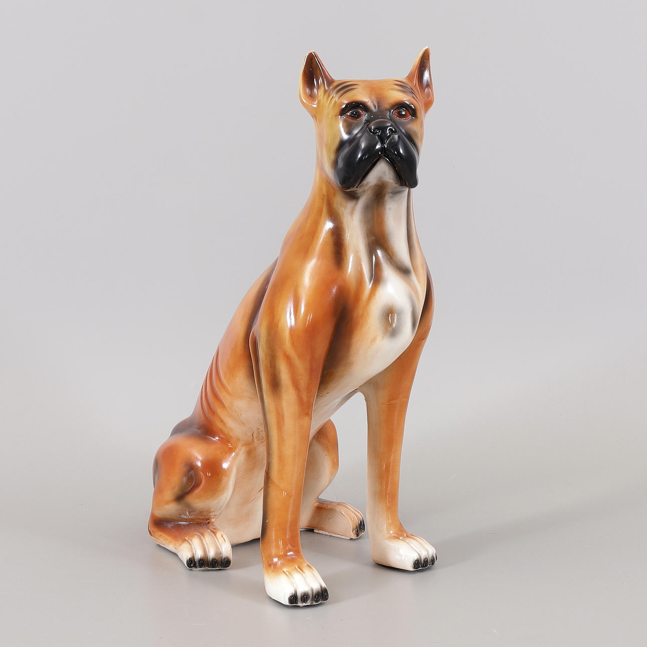 Floor figure, dog, plaster, height 56.5 cm.