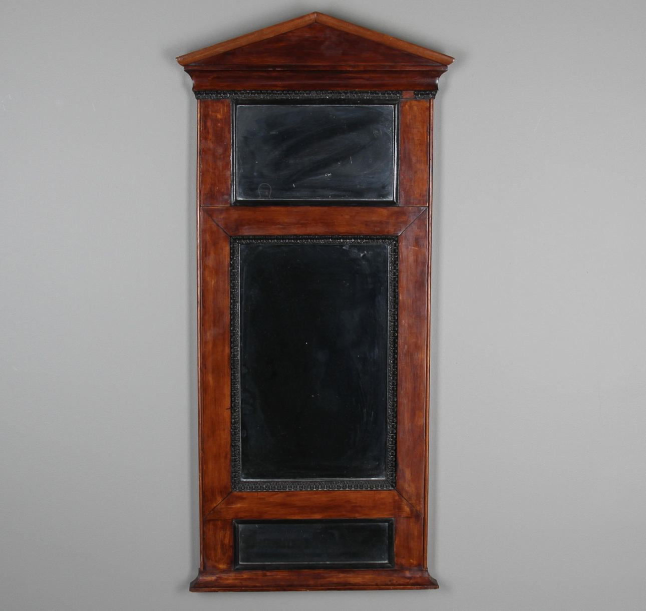 SPEGLAR, 2 st, varav en 1800-tal.