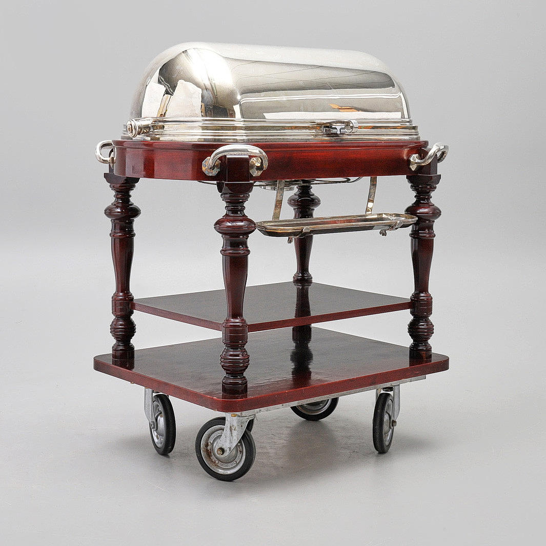 TRANCHERVAGN, "Table à trancher" or "Carving trolley", second half of the 20th century, silver plated.