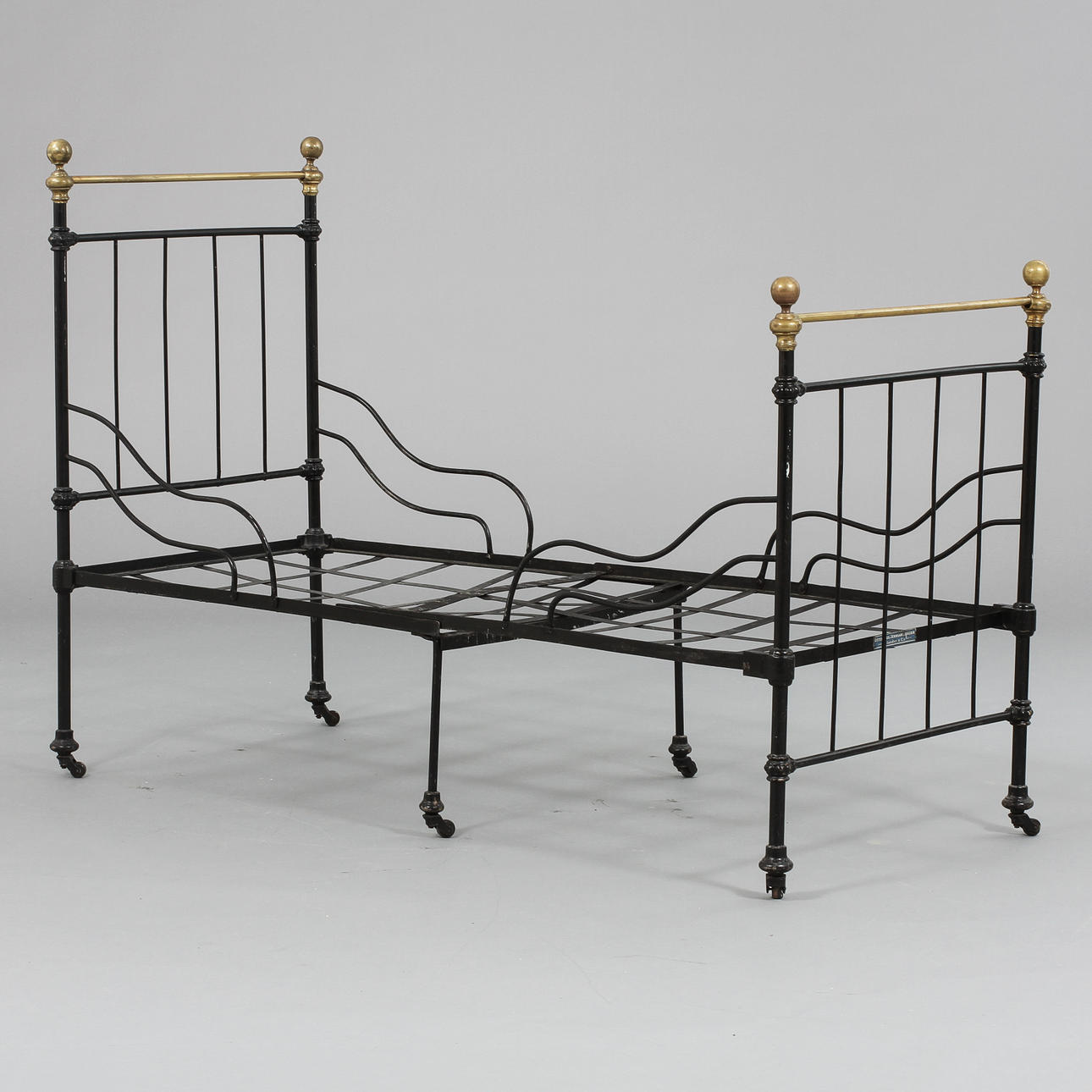 JÄRNSÄNG, Göteborgs jernsängsfabrik, 18/1900-tal.