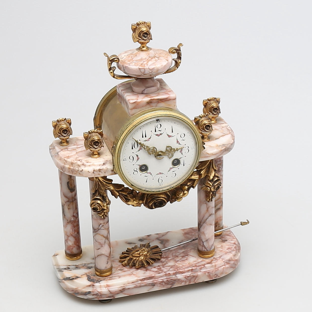 TABLE PENDULUM in brass and marble, 20th century.