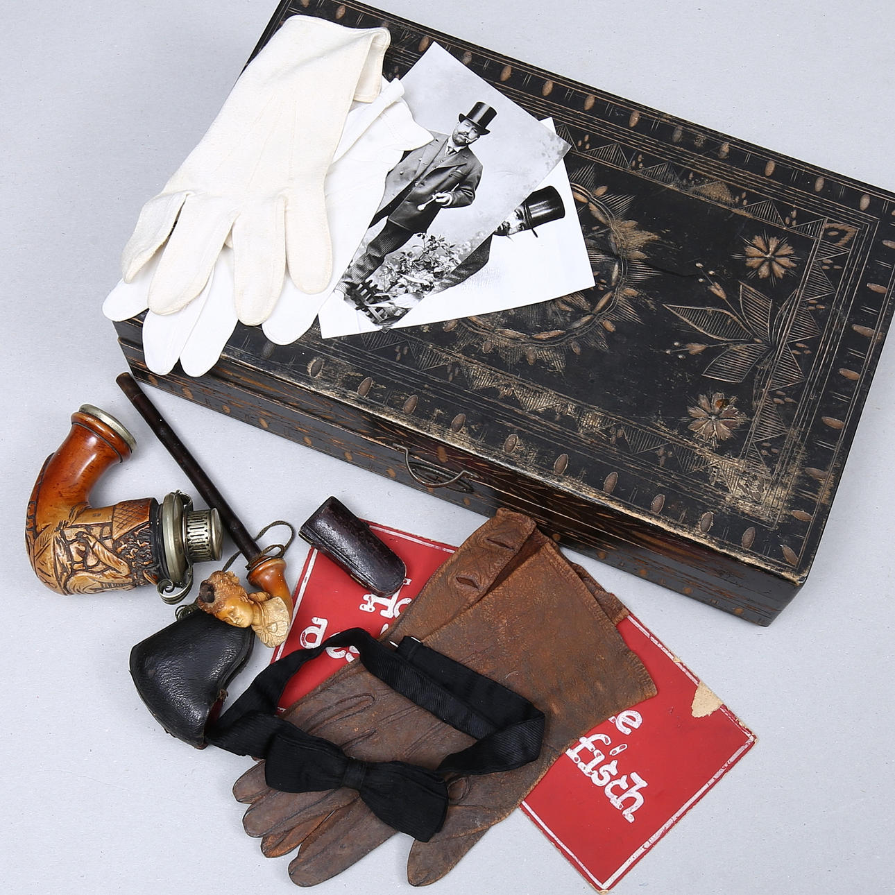 CAJA CON RECUERDOS, Austria Siglo XIX.