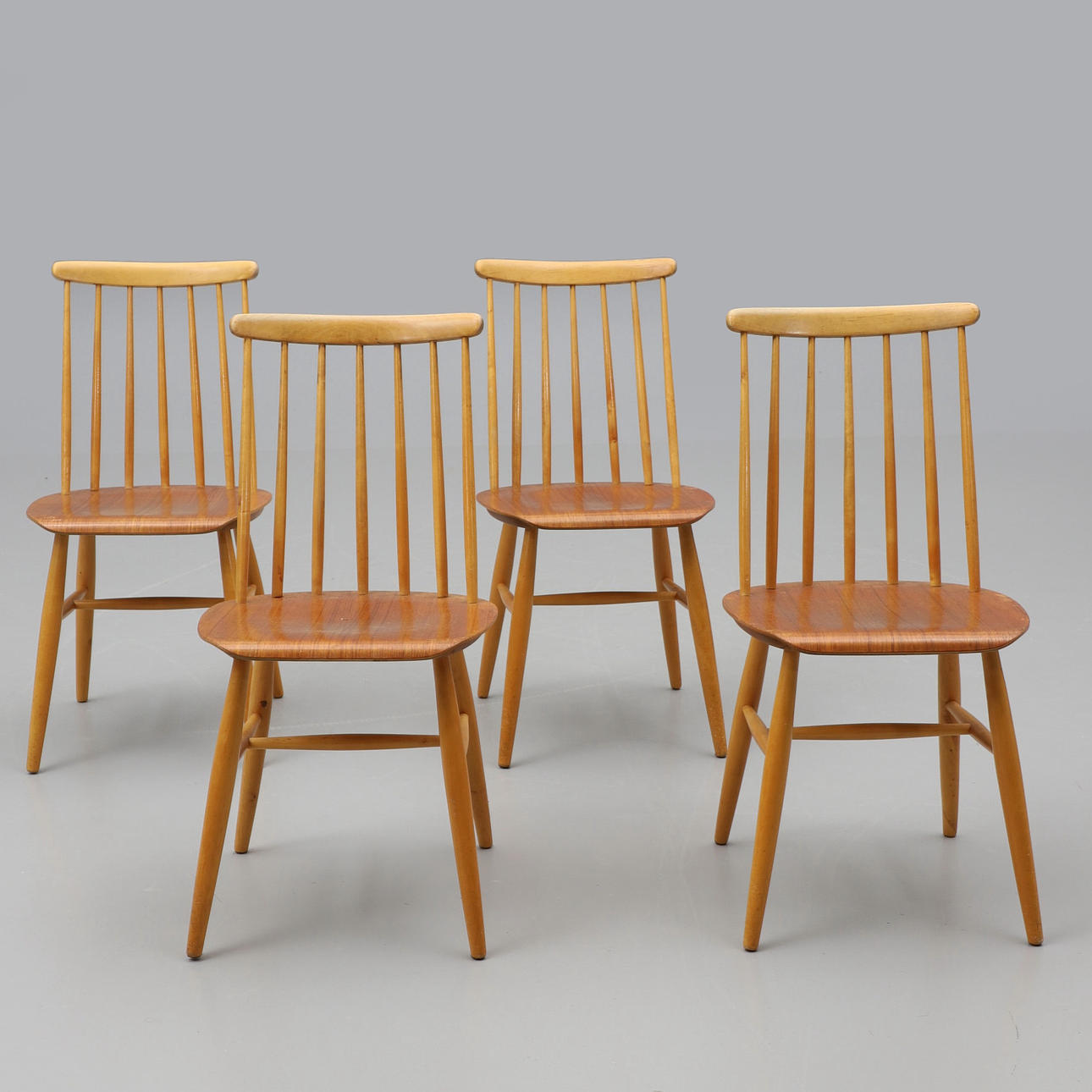 PINNSTOLAR, 4 st, 1900-talets mitt.