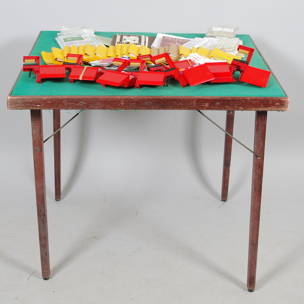 SPELBORD MED BRIDGEKURS.