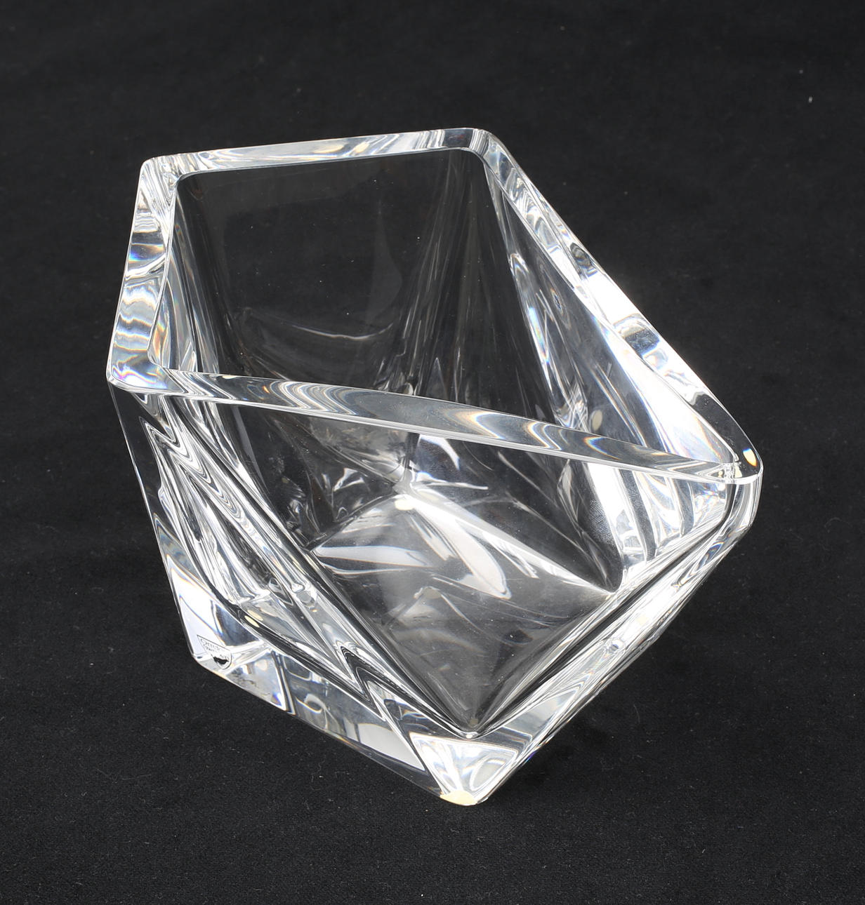 HELENE KRANTZ. Konstglas, glas, skål, "Diamond" Orrefors glasbruk, signerad.