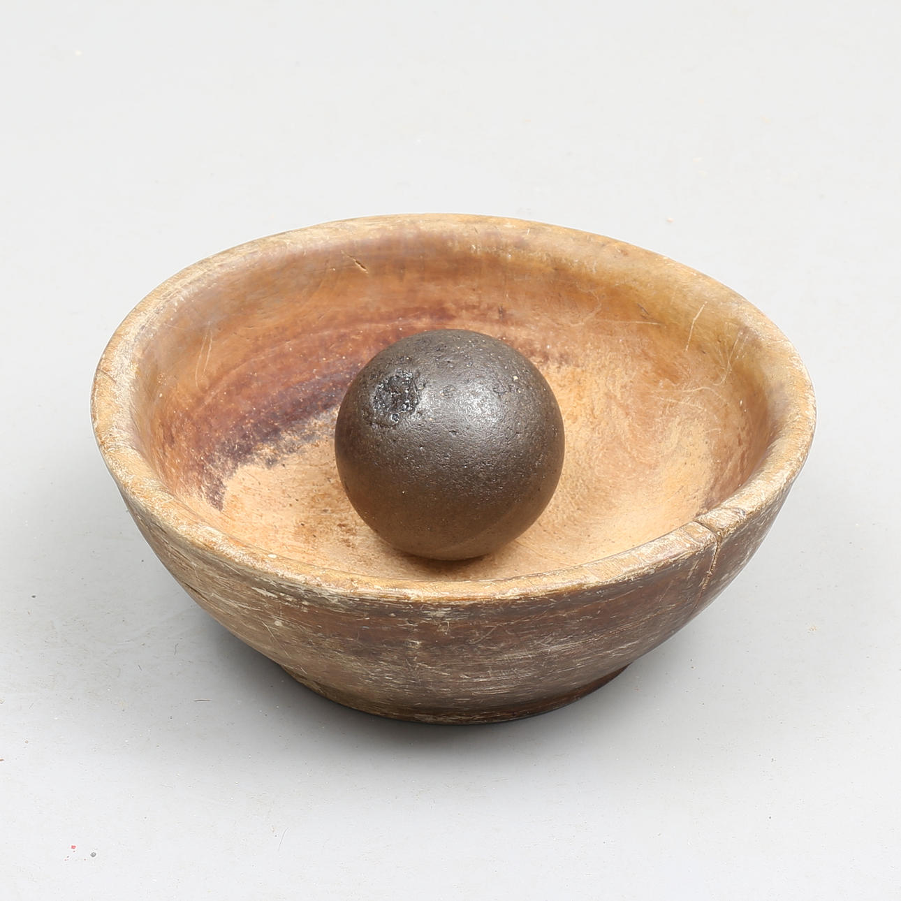 TRÄSKÅL samt SENAPSKULA, allmoge, 1800-tal.