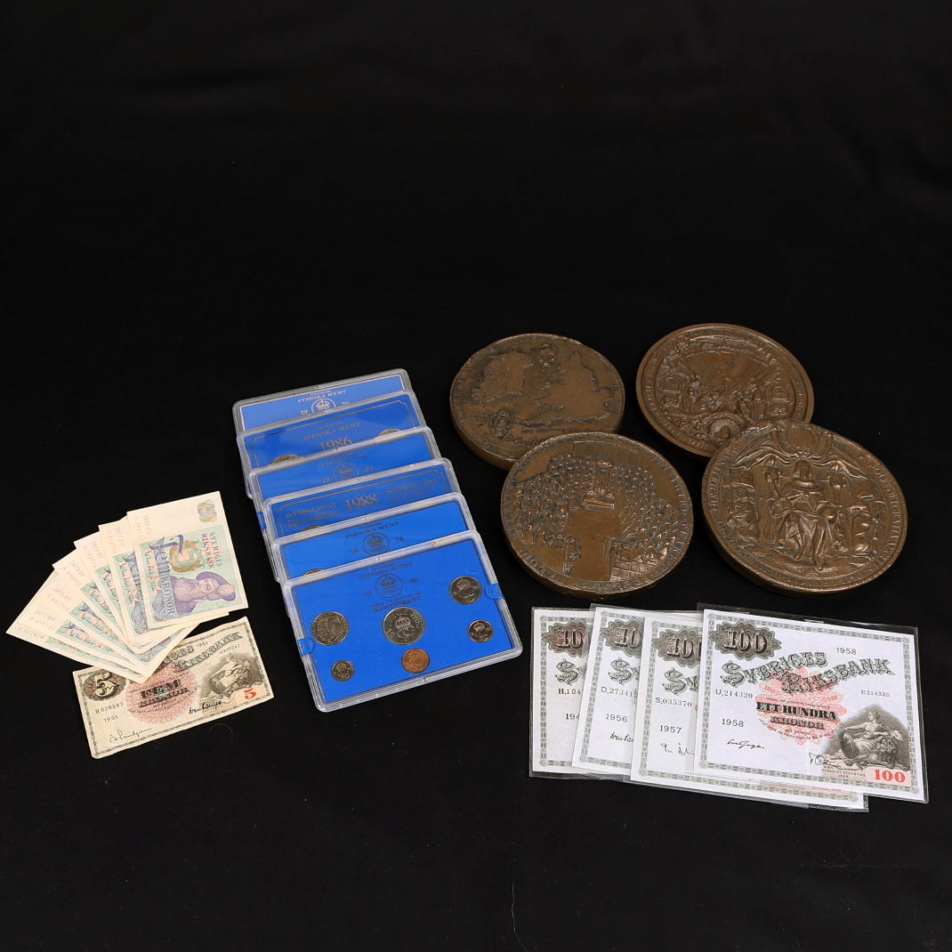 MYNT- ch SEDELSAMLING + 4 SIGILLREPLIKOR.