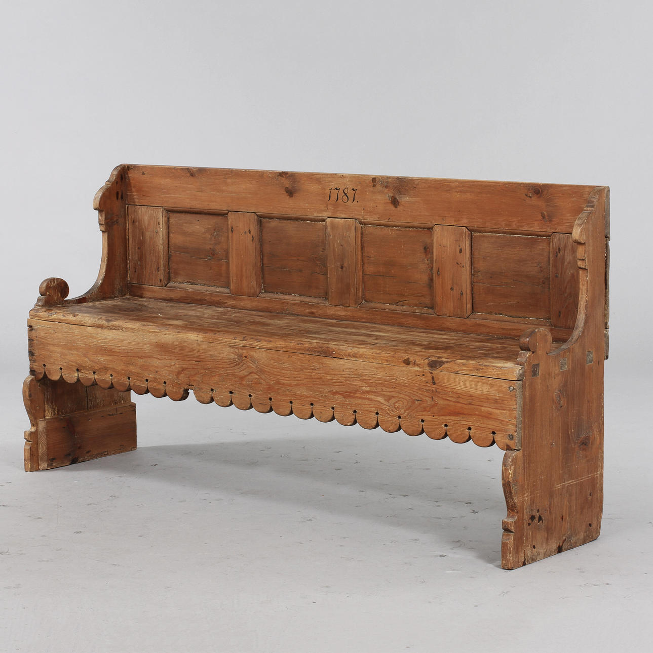 SOFFA, Daterad 1787.