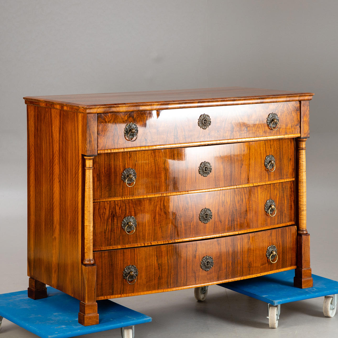 Biedermeier kommode, Østrig, omkring 1830.