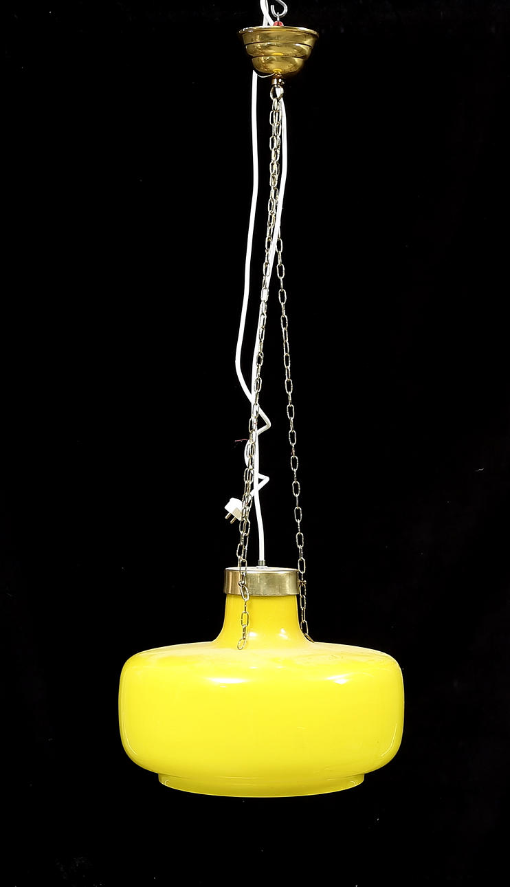 TAKLAMPA, 1900-talets andra hälft, diameter ca. 38 cm.