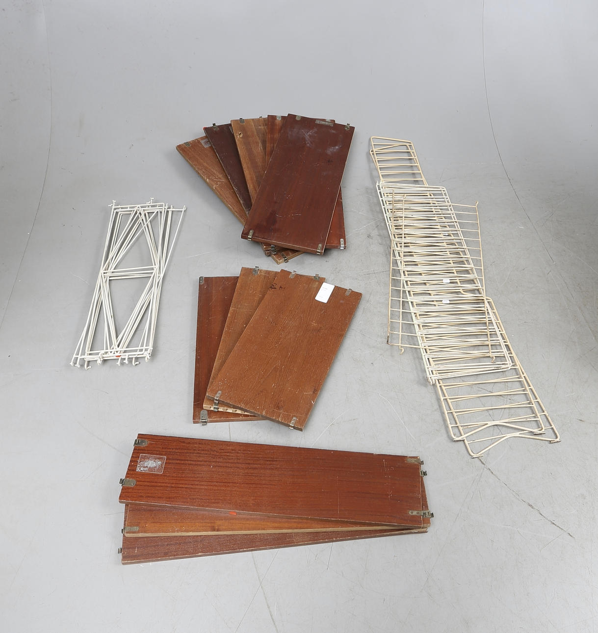 HYLLSYSTEM, String, 1950/60-tal.