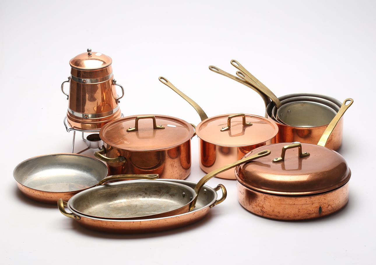 COPPER OBJECTS, 10 parts, including the Krögarhuset.