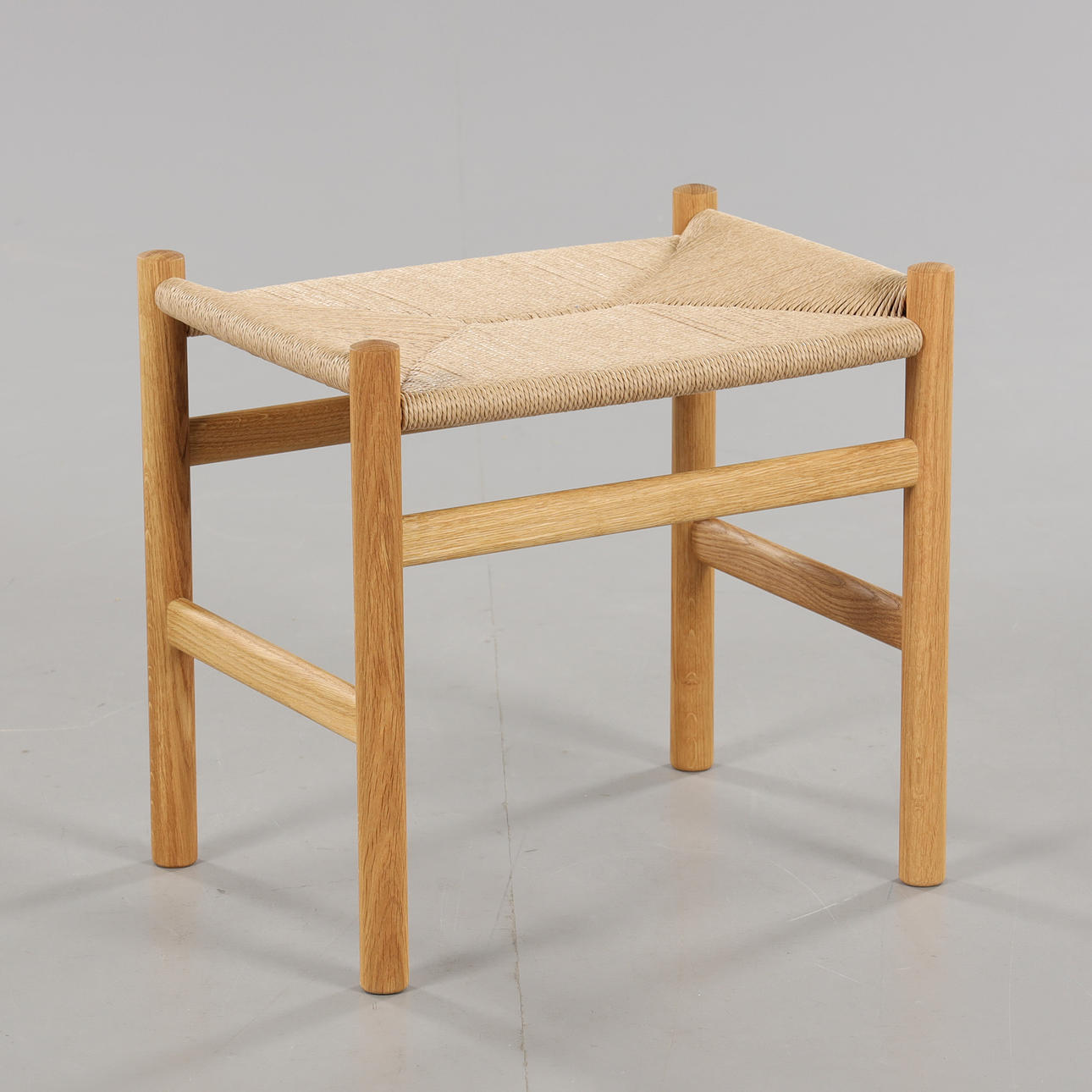 HANS J WEGNER. Pall "CH53", för Carl Hansen.