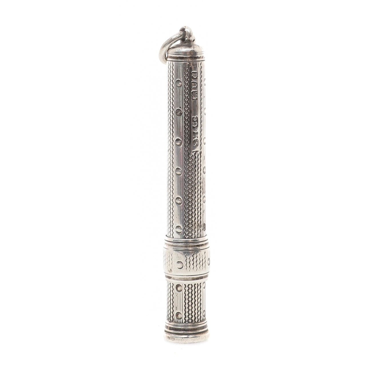A LATE VICTORIAN ENGINE TURNED CYLINDRICAL SILVER CASED PENCIL.