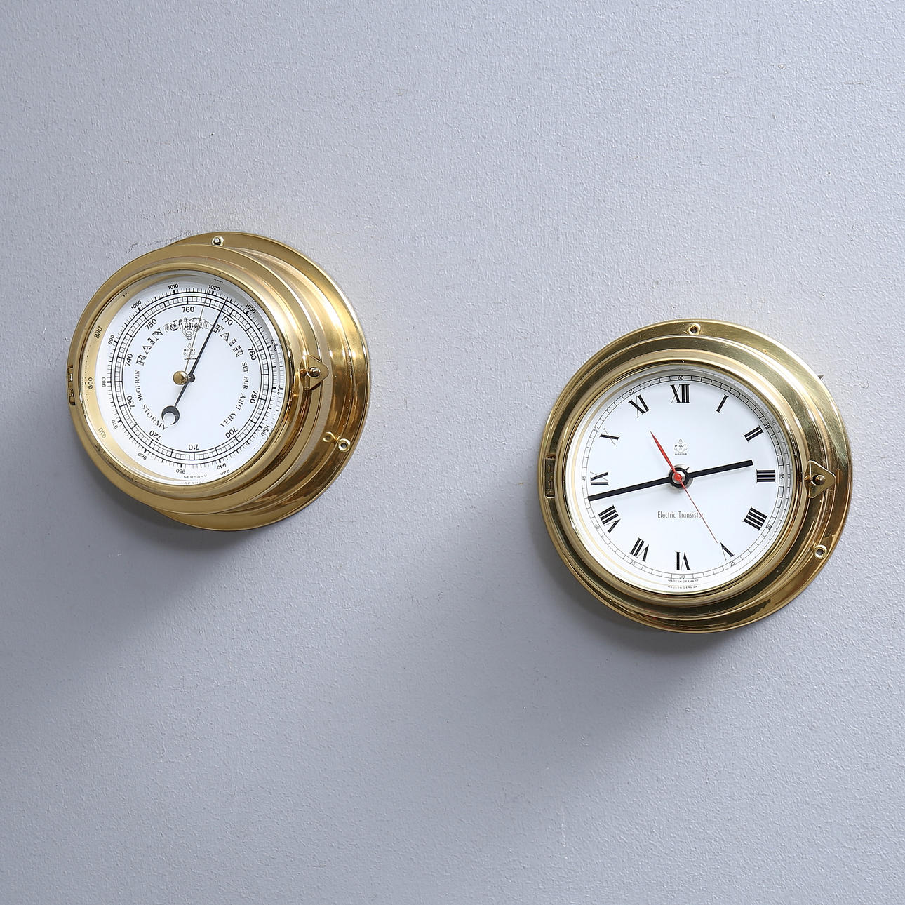 CLOCK & BAROMETER. Pilot, brass, Germany.
