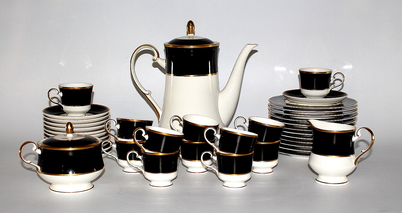 KAFFESERVIS, 39 delar, porslin, Bone China Caty Hardvick for Mikasa.