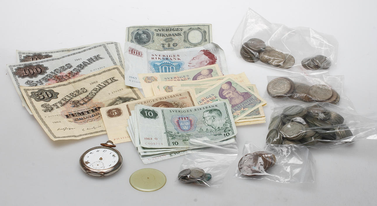 MYNT och SEDLAR med mera, bland annat Svenska silvermynt.