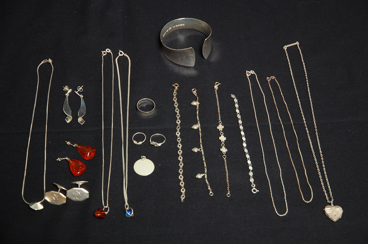 SMYCKE, MANSCHETTKNAPPAR, RINGAR, silver diverse.