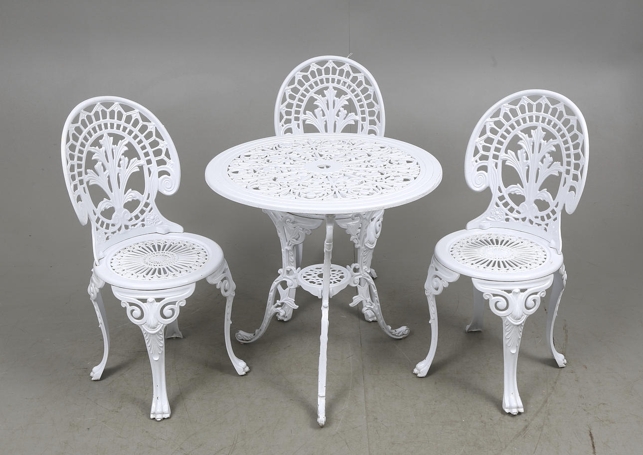 TRÄDGÅRDSGRUPP, 4 delar, 1900/2000-tal.