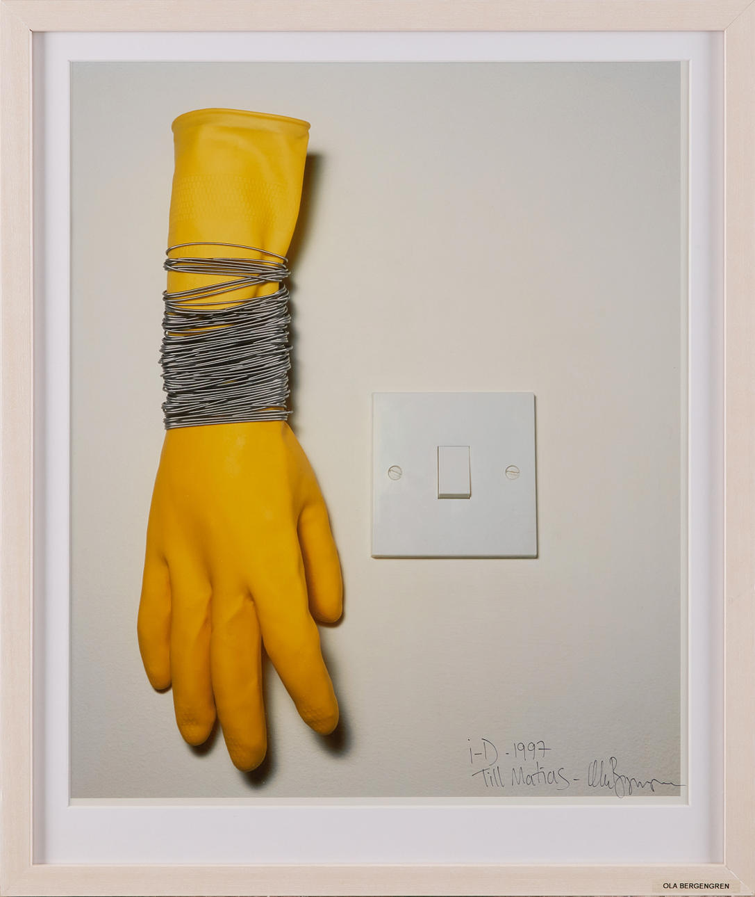OLA BERGENGREN. Untitled, c-print, 48 x 40 cm.