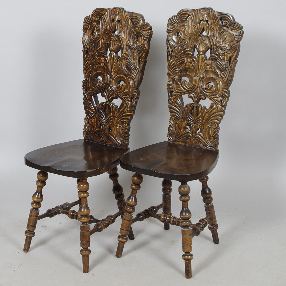 STOLAR, 1 par, rikligt skulpterad björk.