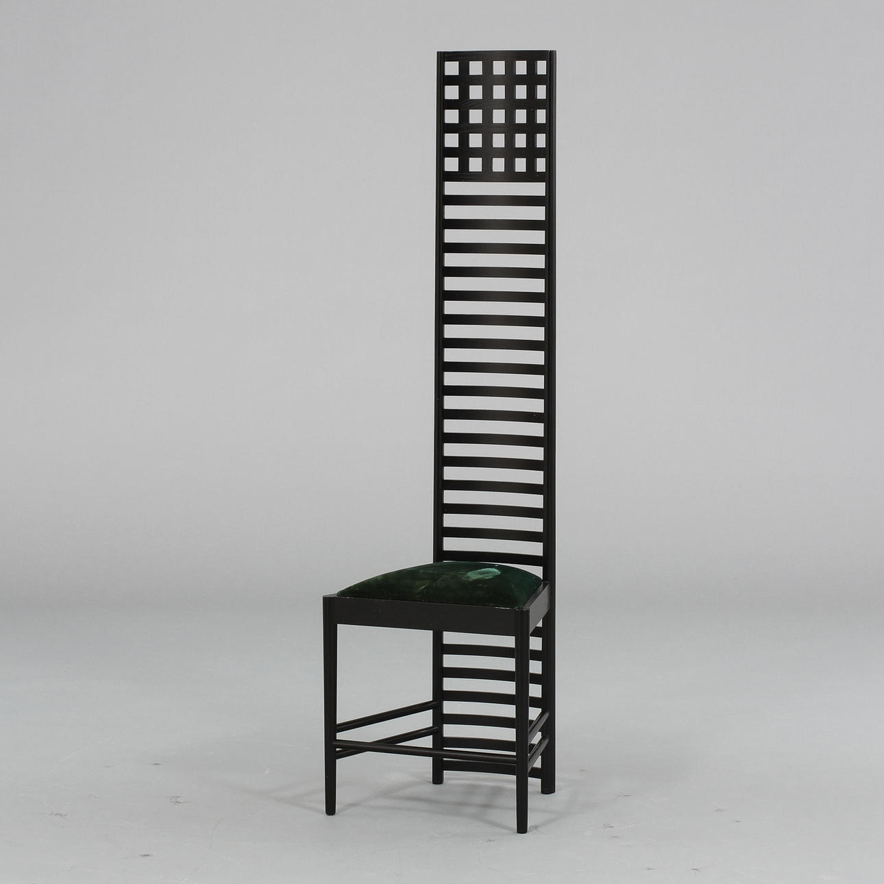 STOL "Hill House", Charles Rennie Mackintosh för Cassina, Italien, 1900-talets andra hälft.